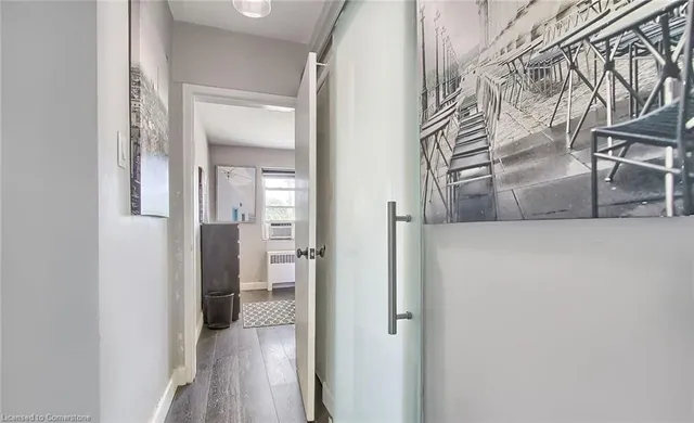 Additional image 7 of 2418 New St Unit 8