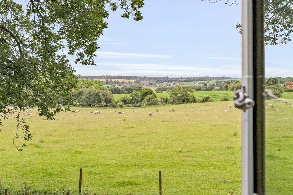 Additional image 14 of Burnham Green Road, Tewin