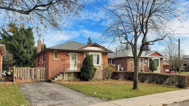 Additional image 10 of 15 Darcy Crt