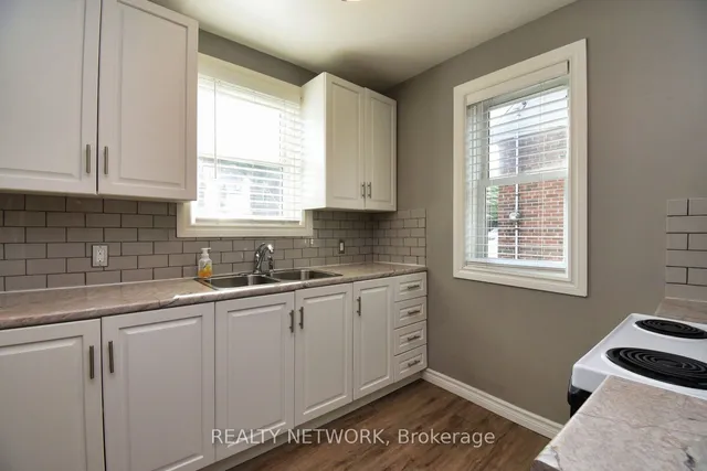 Additional image 11 of 174 East 12th St