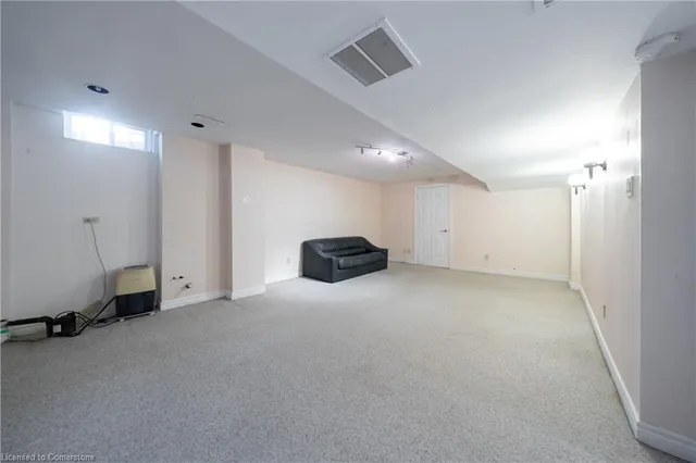 Additional image 36 of 230 Meadowbrook Dr Unit 6