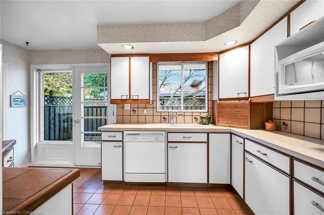 Additional image 17 of 54 Little John Rd