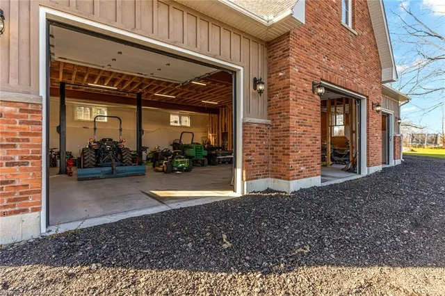 Additional image 40 of 1041 Concession 8 Rr 3 W