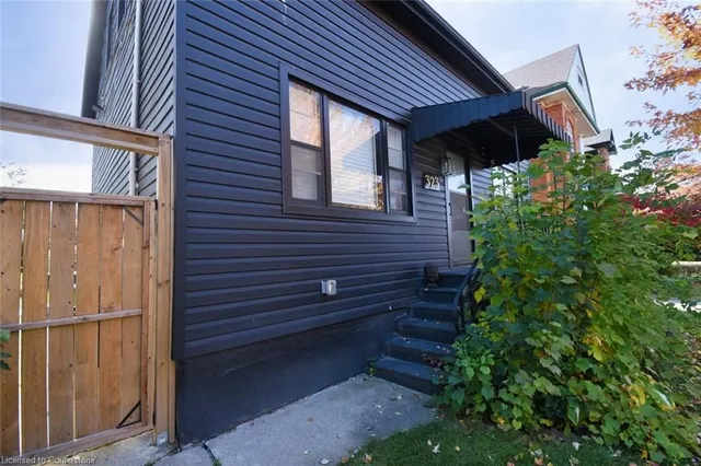 Additional image 12 of 323 Charlton Ave