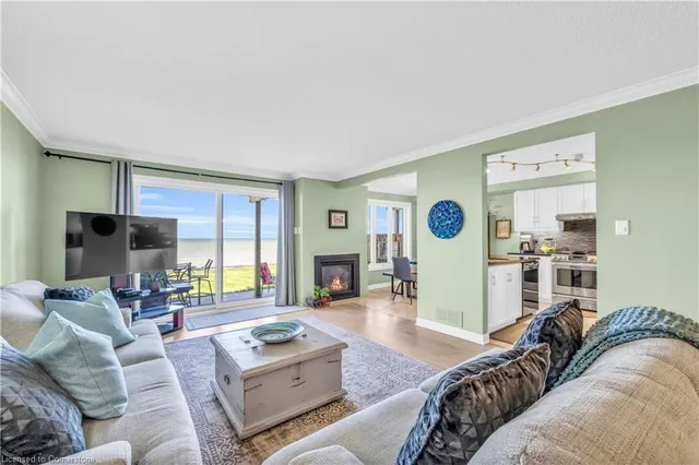 Additional image 6 of 515 North Service Rd Unit 23