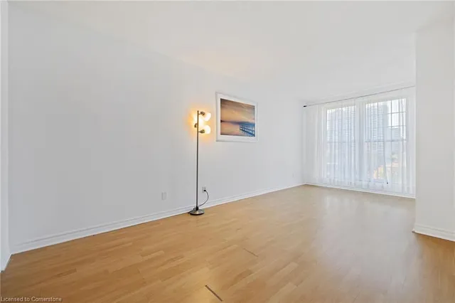 Additional image 15 of 135 James Street South St Unit 803