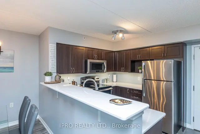 Additional image 9 of 1450 Main St Unit 304