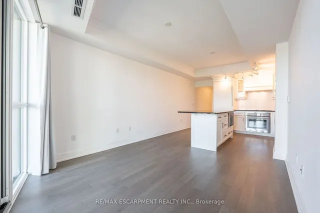 Additional image 20 of 2060 Lakeshore Rd Unit 406