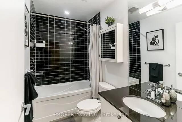 Additional image 17 of 201 Carlaw Ave Unit 201