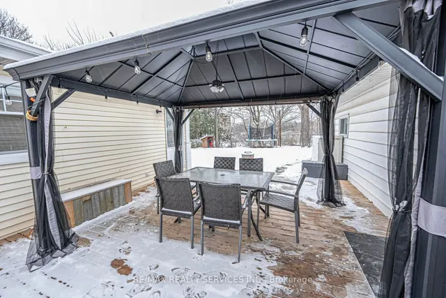 Additional image 11 of 112 Court St