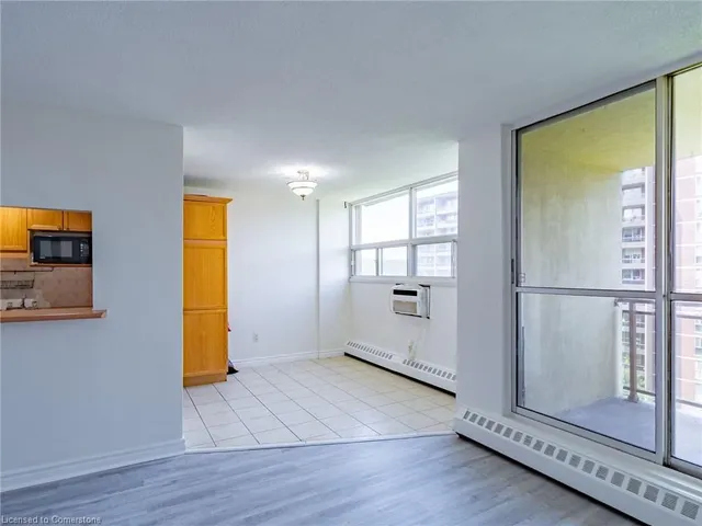 Additional image 18 of 1950 Main St Unit 701