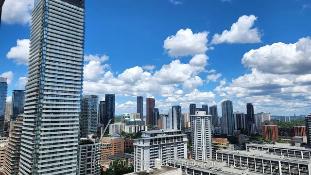 Additional image 33 of 7 Grenville St Unit 2809