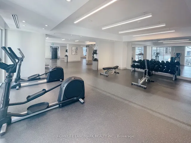 Additional image 21 of 99 John St Unit 1701