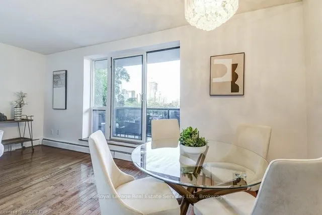 Additional image 32 of 81 CHARLTON Ave Unit 201