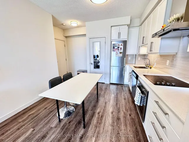 Additional image 3 of 2081 Fairview St Unit 1903