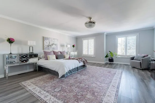 Additional image 20 of 35 Lido Dr