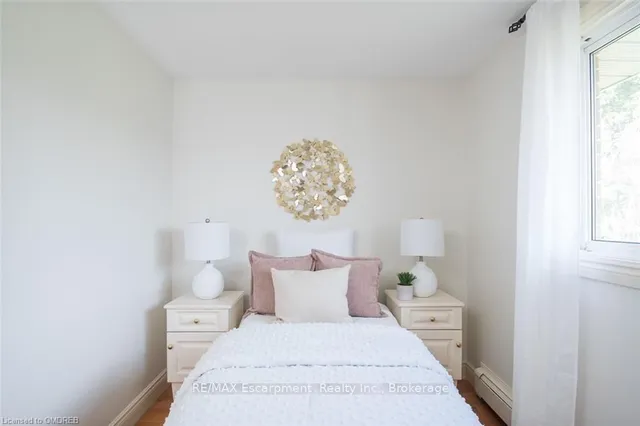 Additional image 18 of 172 OAKLAND Dr