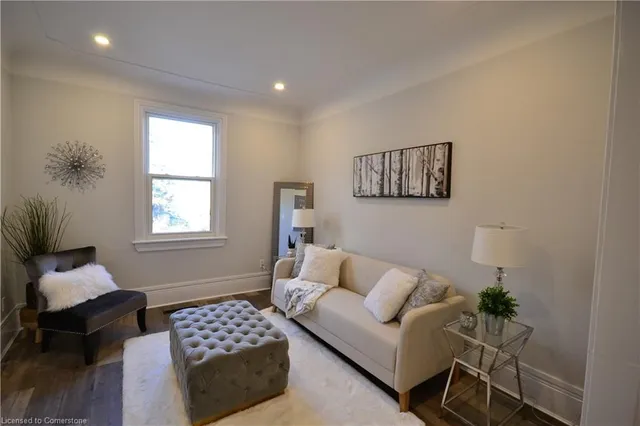 Additional image 6 of 66 Dundurn St