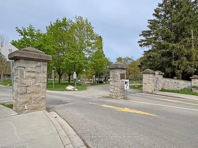 Additional image 24 of 8 MAIN St Unit 401