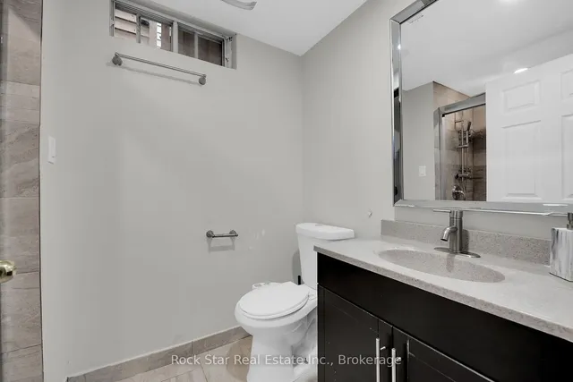 Additional image 35 of 75 Queen Victoria Dr