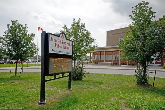 Additional image 26 of 5240 Dundas St Unit B414