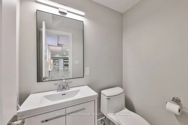 Additional image 36 of 2409 Lakeshore Rd