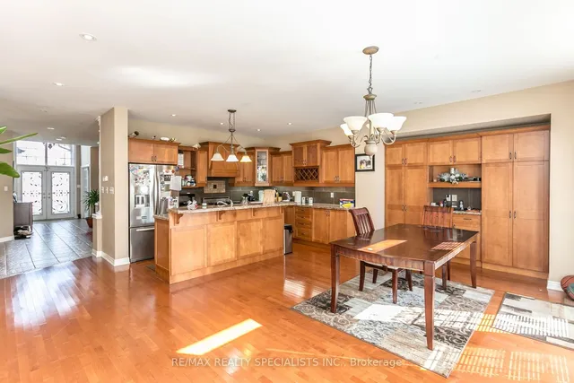 Additional image 9 of 8 PLAYFAIR Crt