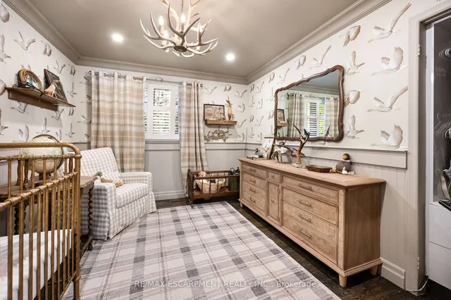 Additional image 24 of 185 Central Dr