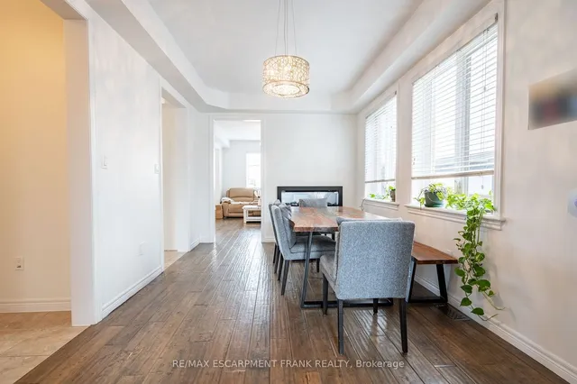 Additional image 4 of 19 HAZELTON Ave