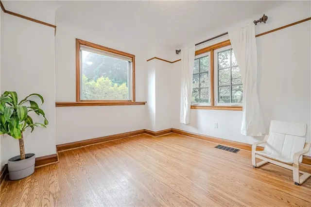 Additional image 18 of 978 NORTH SHORE Blvd