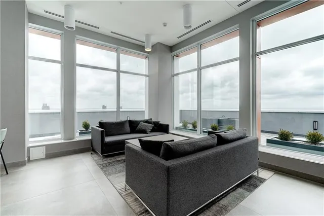 Additional image 30 of 500 BROCK Ave Unit 708