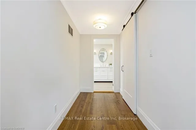 Additional image 26 of 884 HEMLOCK Dr