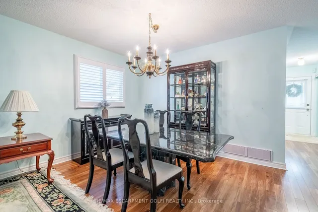 Additional image 10 of 345 SILVERBIRCH Blvd