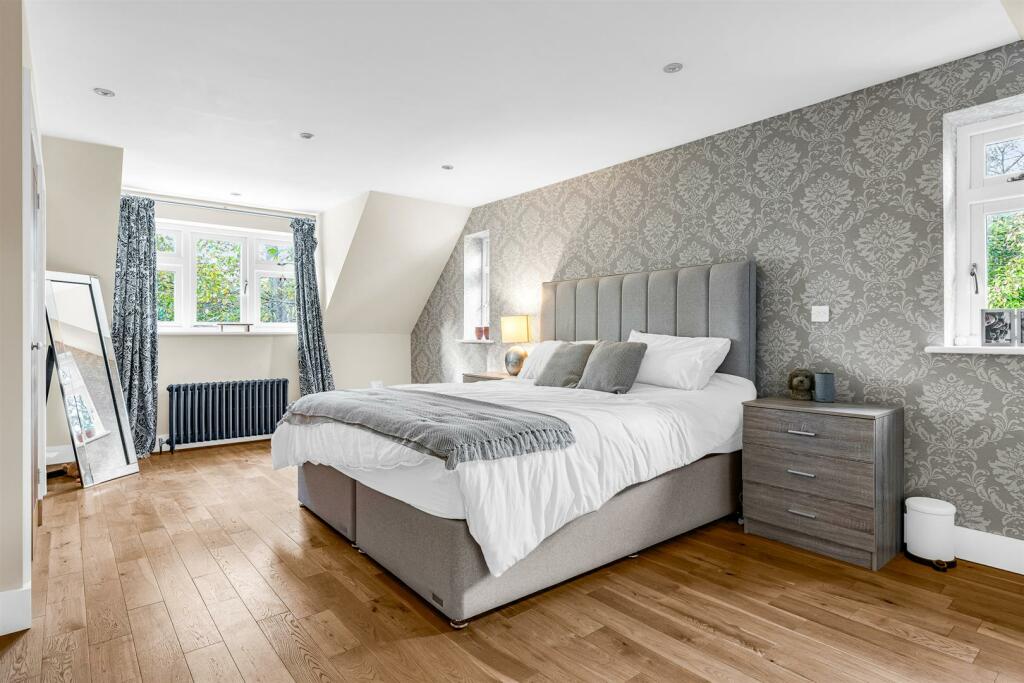 Additional image 14 of Canonsfield Road, Welwyn