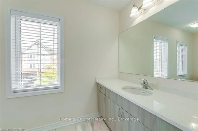 Additional image 31 of 1663 CLITHEROW St