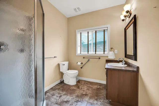 Additional image 17 of 61 Waterford Cres