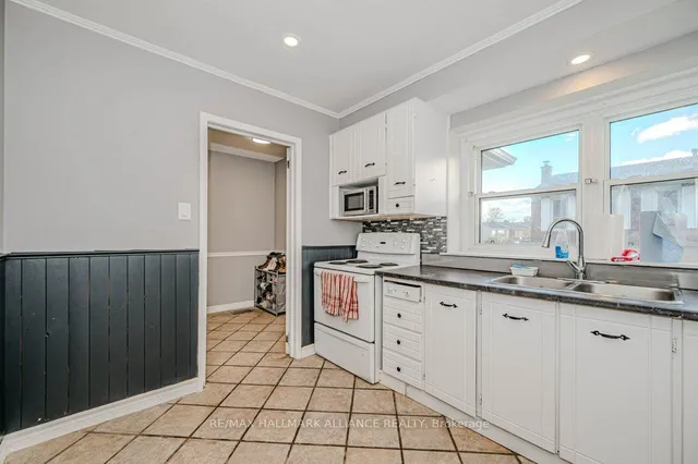 Additional image 12 of 2228 Upper Middle Rd Unit 3