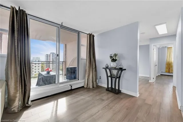 Additional image 14 of 975 Warwick Crt Unit 1107