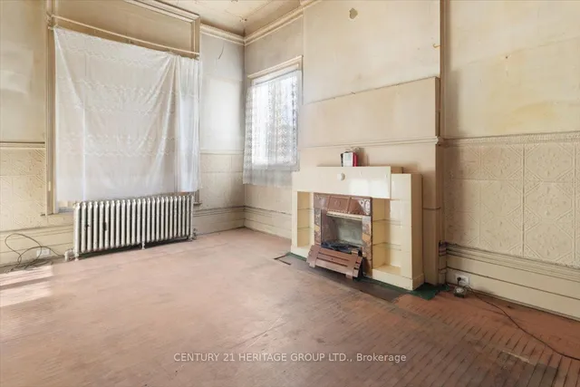 Additional image 8 of 143 Catharine St