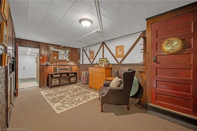 Additional image 42 of 114 Aberdeen Ave