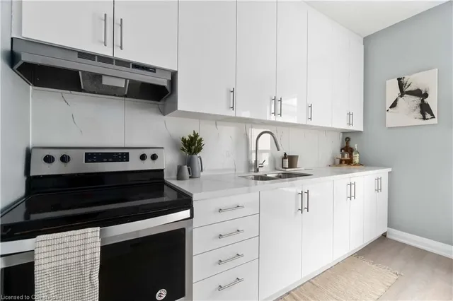 Additional image 12 of 43 Fullerton Ave