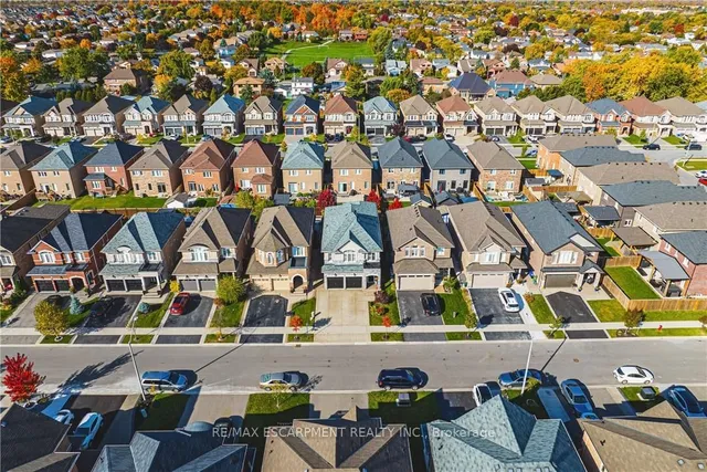 Additional image 4 of 51 Narbonne Cres