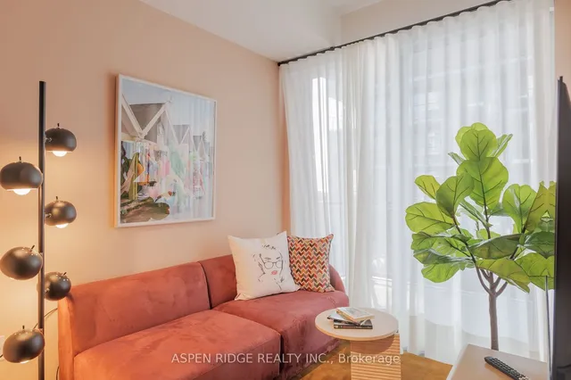 Additional image 7 of 9 Tecumseth St Unit 822