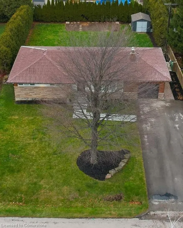 Additional image 5 of 685 Iroquois Ave
