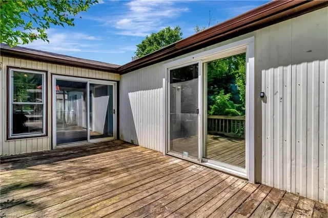 Additional image 10 of 126 Maple Cres