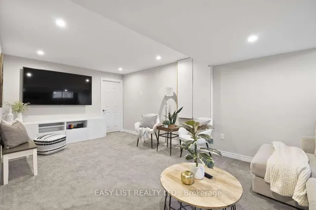 Additional image 34 of 4 Thornbury Crt