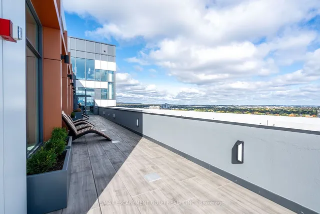 Additional image 28 of 500 Brock Ave Unit 206