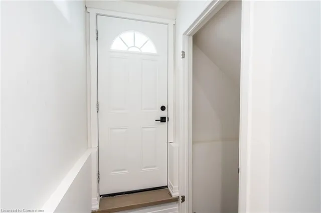 Additional image 21 of 128 Fairey Cres