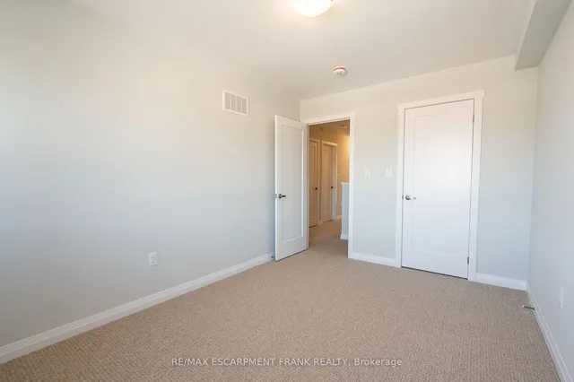 Additional image 35 of 237 Lormont Blvd