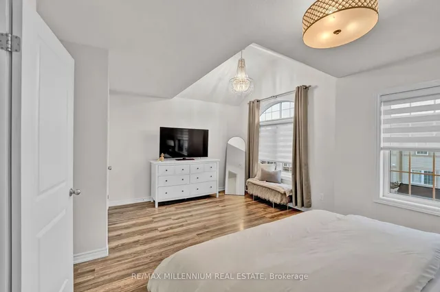 Additional image 29 of 34 Mayland Tr